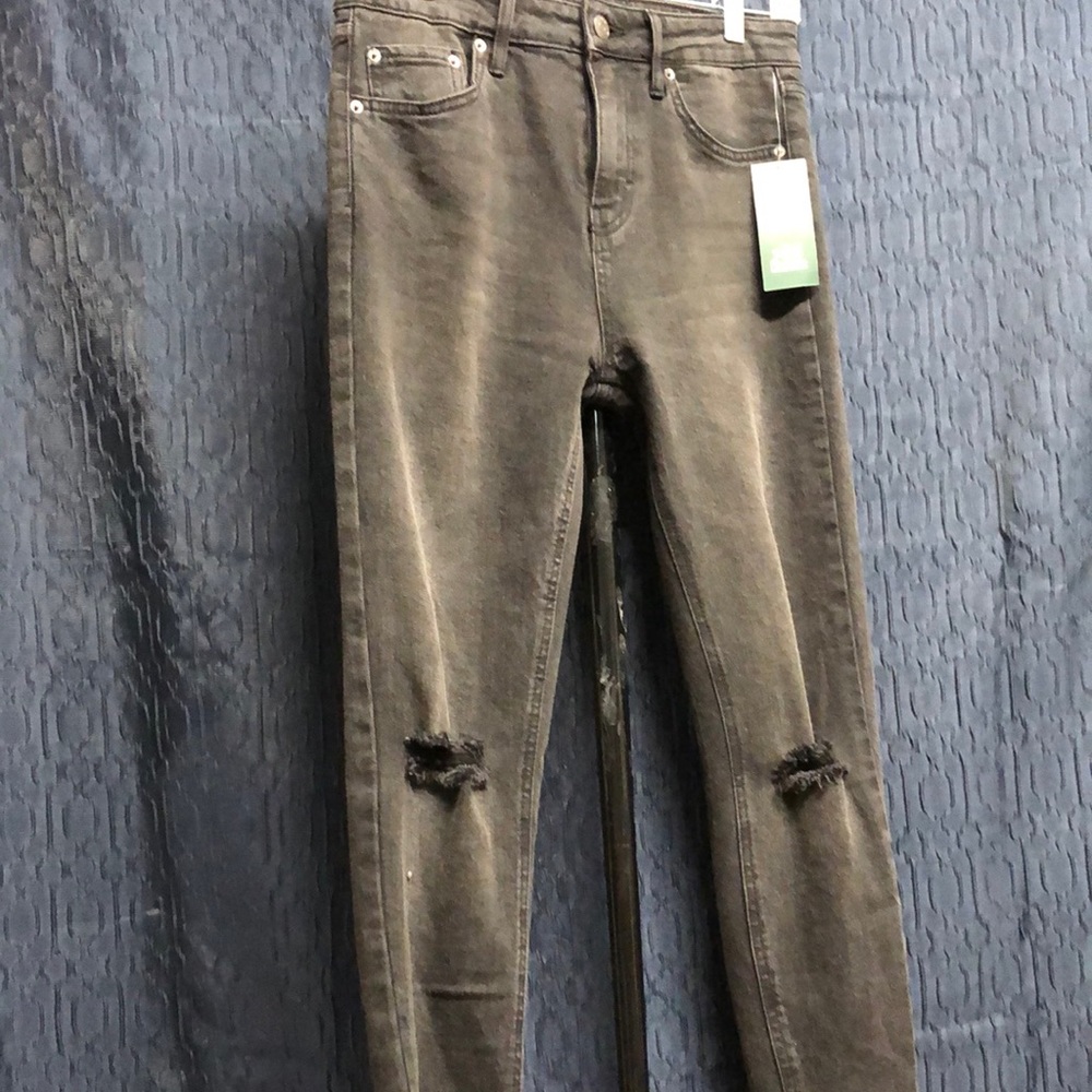 Women’s skinny jeans